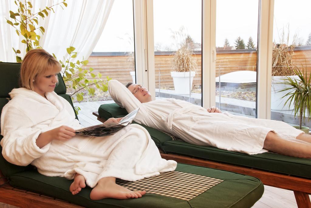 Sonn'Idyll Hotel & Saunalandschaft Rathenow Esterno foto