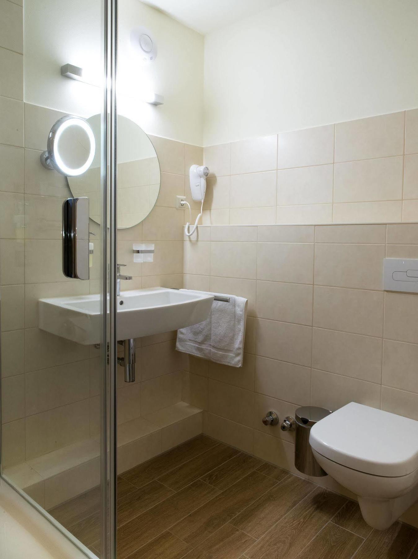 Sonn'Idyll Hotel & Saunalandschaft Rathenow Esterno foto