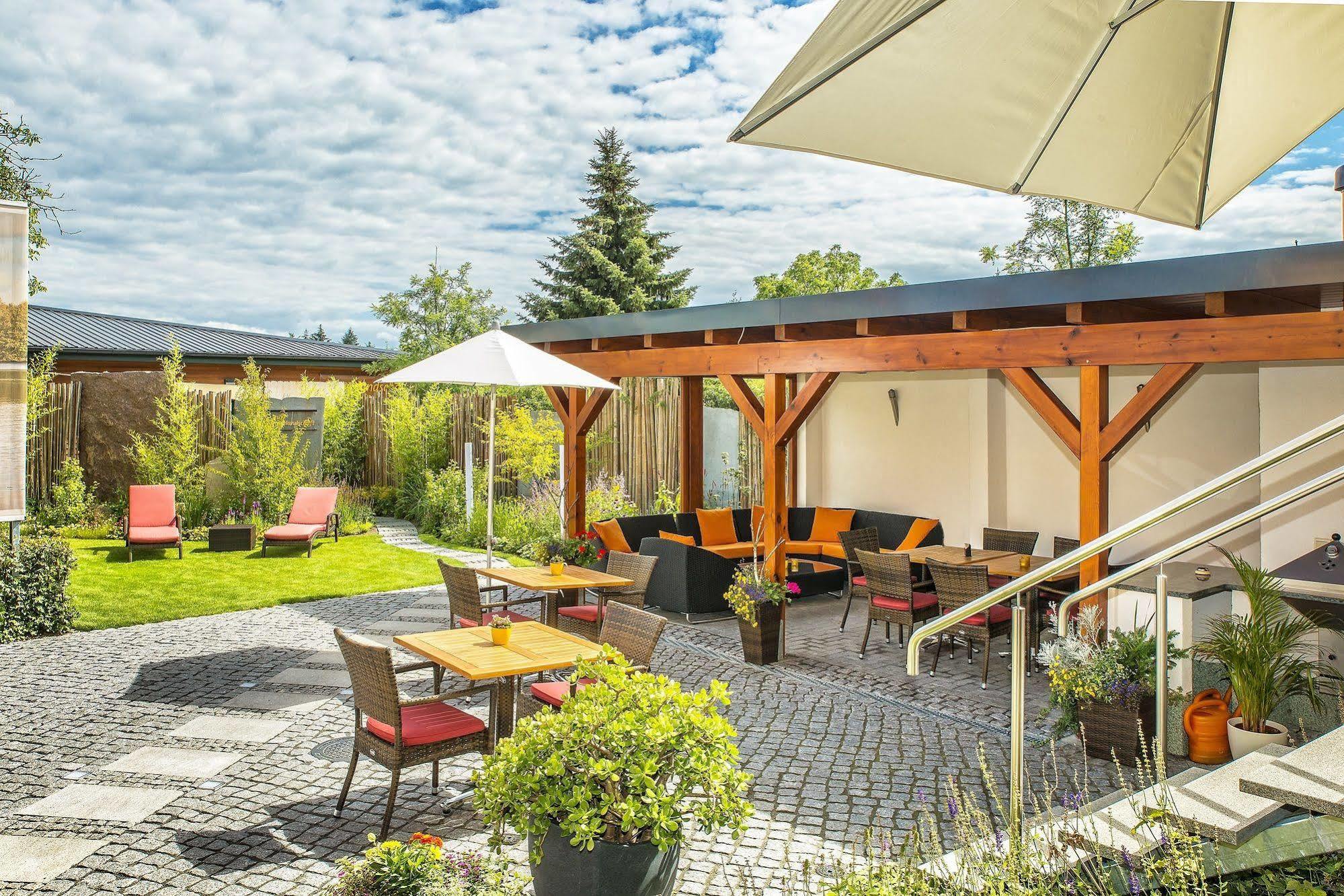 Sonn'Idyll Hotel & Saunalandschaft Rathenow Esterno foto